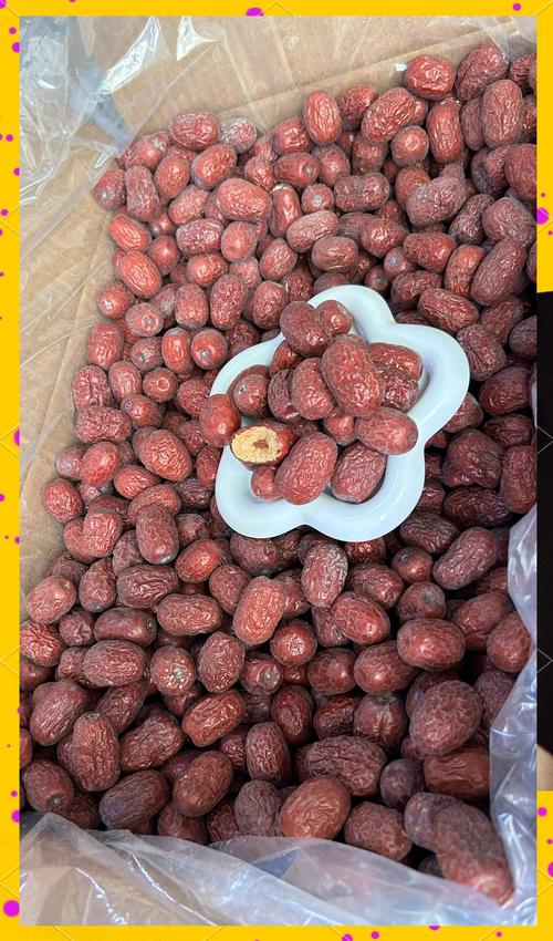 红枣干泡水的功效与作用 红枣干泡水的功效与作用